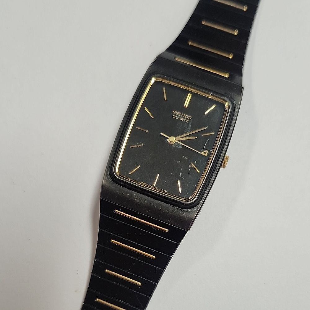 Seiko Classic 'Stealth' 'Pinstripe Tuxedo' Gents Matte Black Chrome